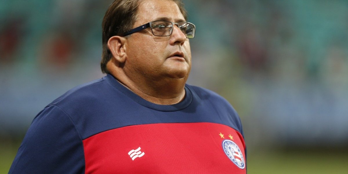 Técnico do Bahia, Guto Ferreira é internado às pressas com fortes dores no peito