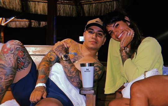 Blogueira presa na pousada Paraíso Perdido defende namorado: ‘Trabalhador’