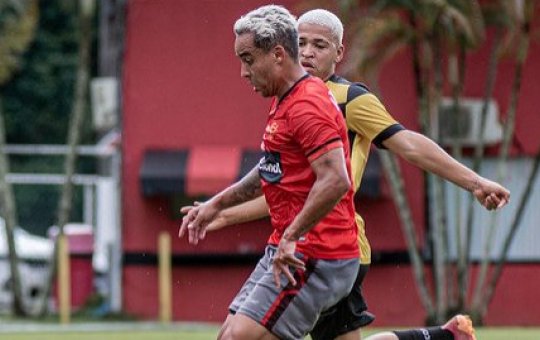 Vitória x Floresta: Leão busca primeiro triunfo na Série C