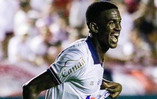 Bahia: Douglas Borel pede desculpas por expulsão no jogo contra o Náutico