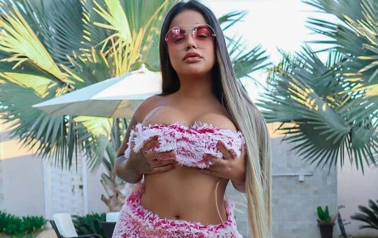 Lays Peace, acompanhante de luxo, diz que foi barrada em festa: “Preconceito”