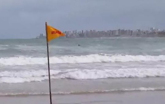 Marinha emite alerta de vento forte de até 60km/h no Litoral