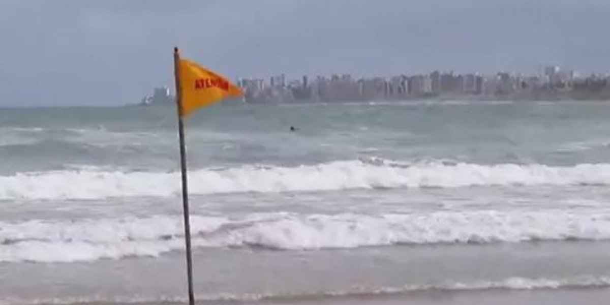 Marinha emite alerta de vento forte de até 60km/h no Litoral
