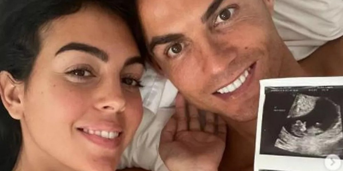 Cristiano Ronaldo anuncia perda de um de seus gêmeos durante o parto