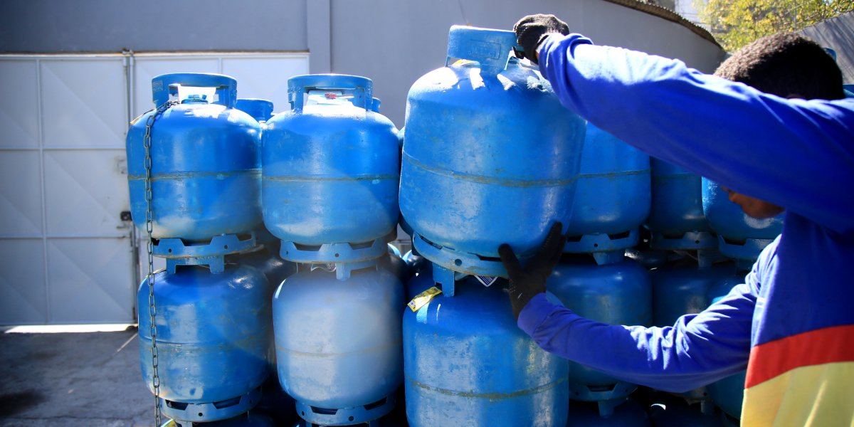 Caixa paga nesta terça (19) Auxilio Gás para beneficiários com NIS final 3