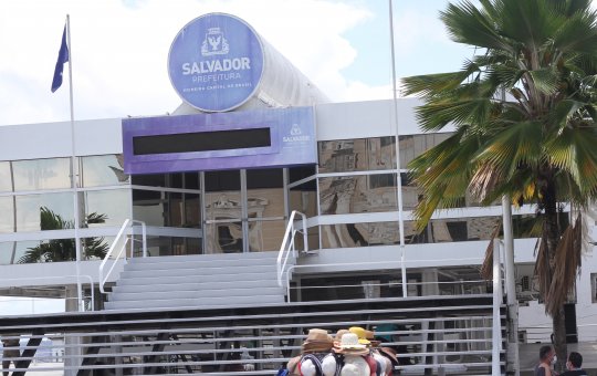 Bruno Reis decreta ponto facultativo na prefeitura de Salvador nesta sexta