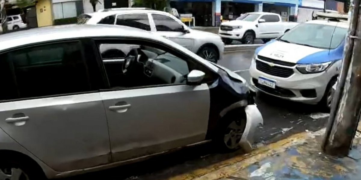 Vítima de atropelamento morre após perseguição policial em Itapuã