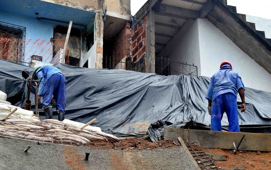 Obras de contenção de encosta na Ladeira do Cacau estão 75% concluídas