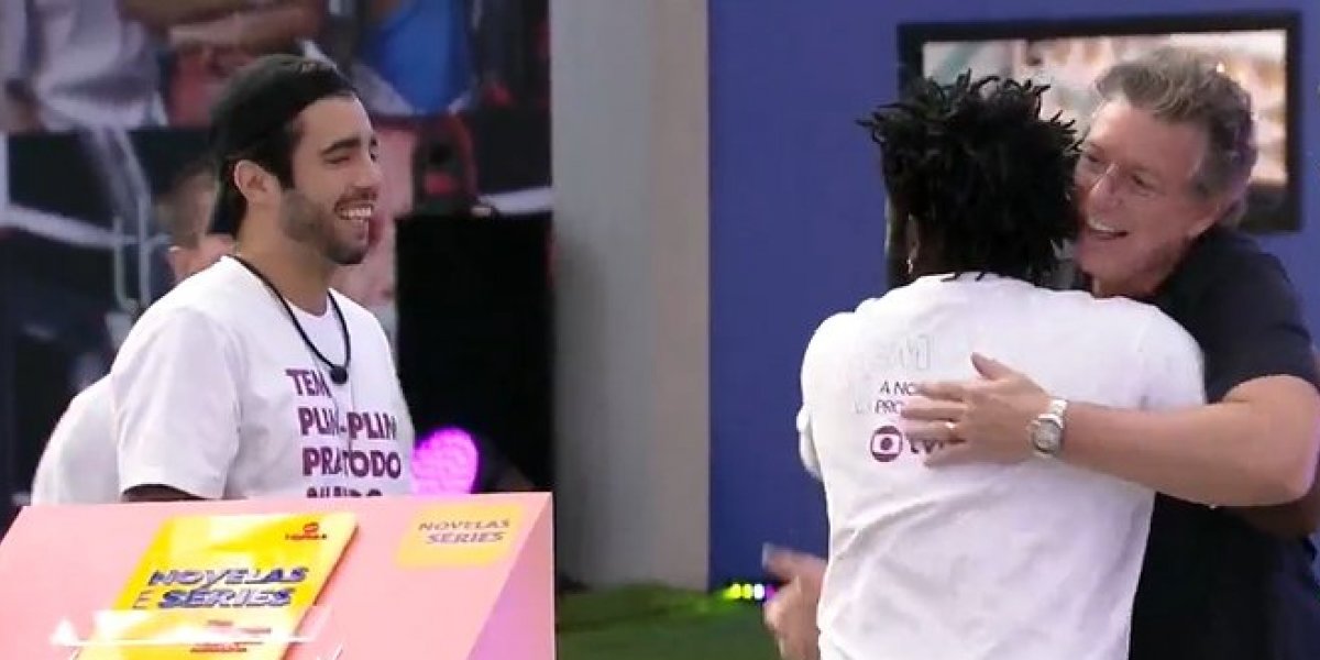 BBB 22: Participantes recebem a visita de Boninho na casa