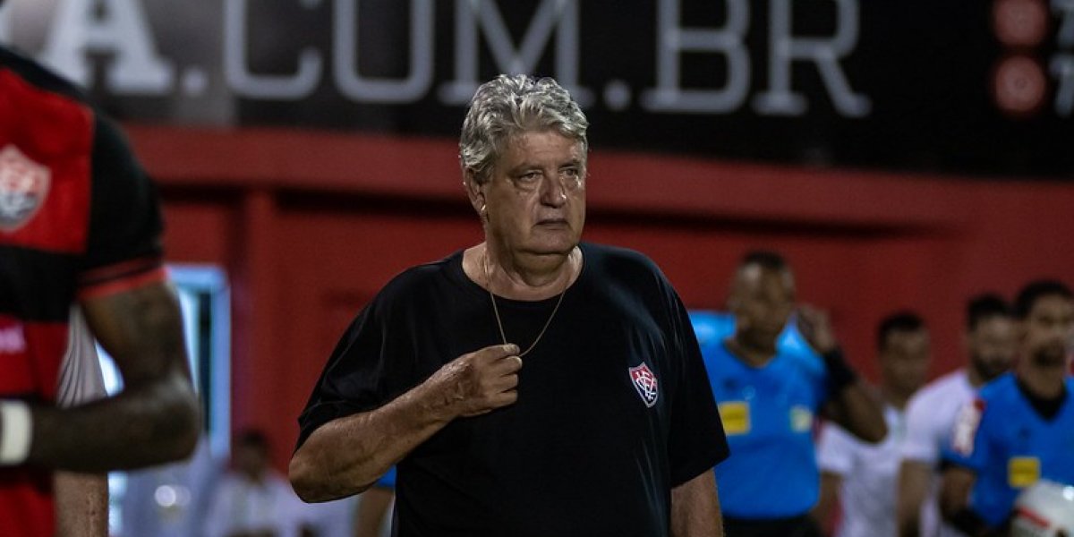 Geninho se diz surpreso com demissão e compara com saída em 2020