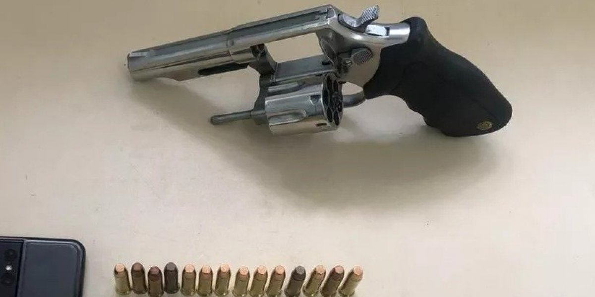 Homem é preso após agredir e ameaçar companheira em Luís Eduardo Magalhães