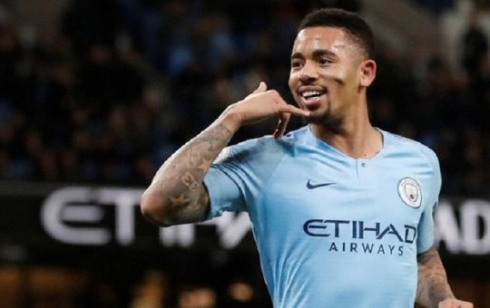 Alô, Tite! Gabriel Jesus brilha e marca quatro gols pelo City no Inglês