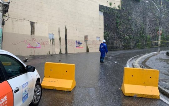 Codesal informa que Ladeira da Montanha seguirá interditada