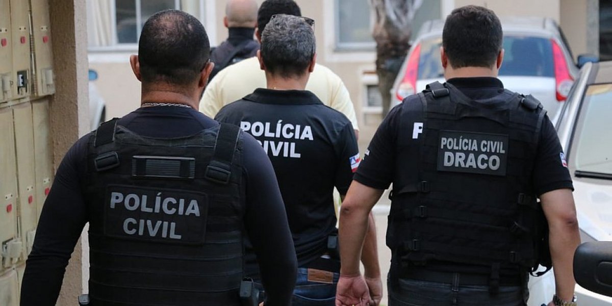 Três suspeitos morrem em confronto com a polícia durante operação