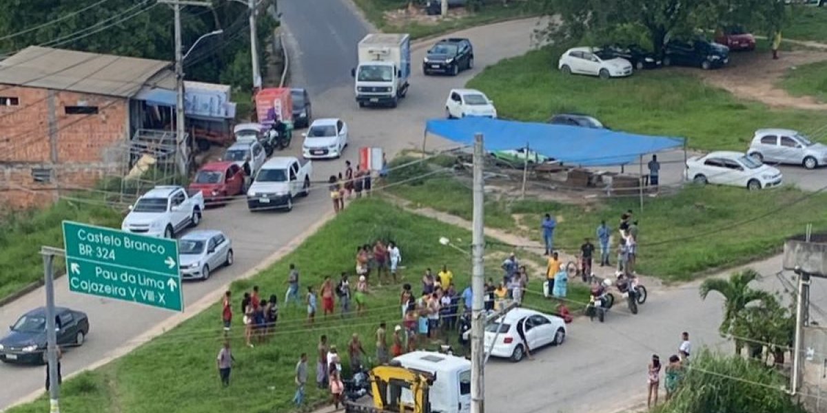 Homem é morto dentro de carro; vídeo mostra momento do crime