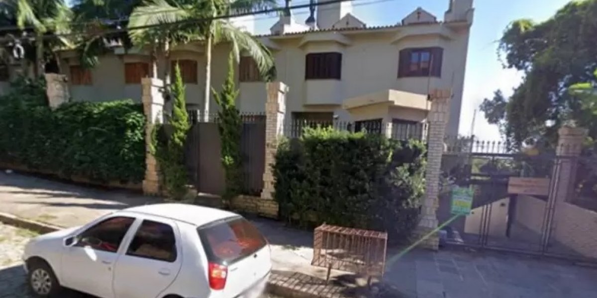 Chacina: Cinco pessoas são encontradas mortas em casa de alto padrão