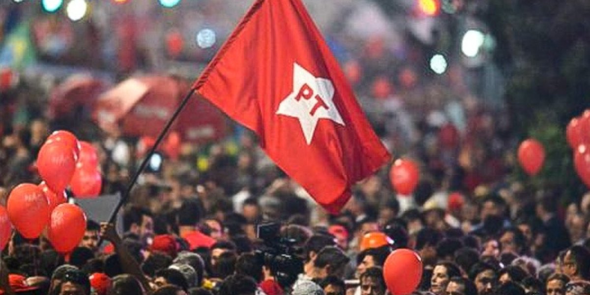 Após Lula sugerir revisão, PT promete revogar reforma trabalhista