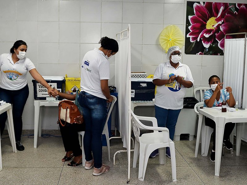 Saúde alerta para baixa adesão à vacinação contra gripe e sarampo em Salvador