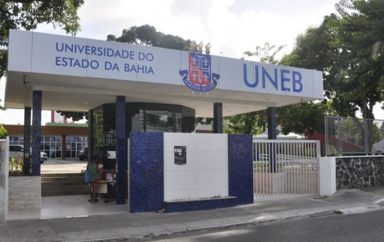 Professores de universidades estaduais da Bahia paralisam as atividades