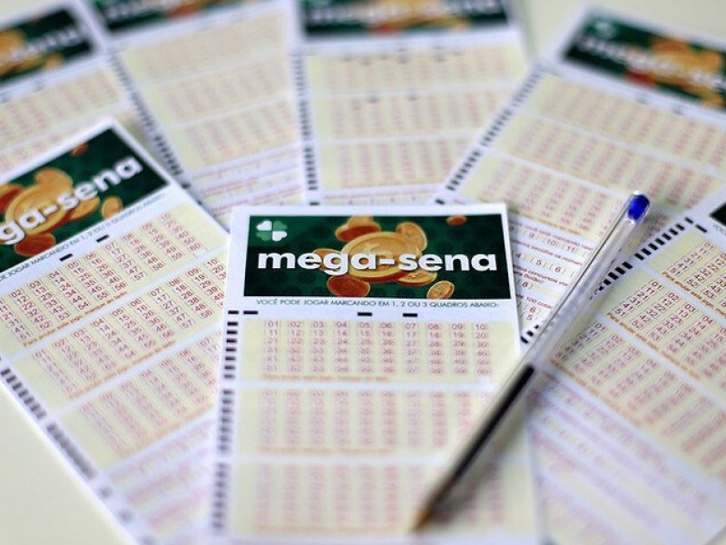 Mega-Sena não tem acertadores das seis dezenas e prêmio volta a acumular