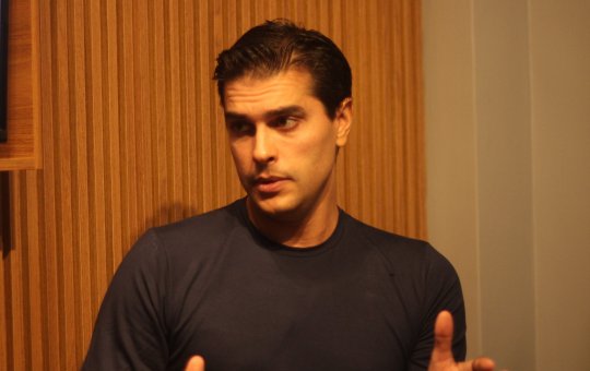 "Todos ali no entorno de Lula", diz Alexandre Aleluia sobre Jerônimo e ACM Neto 