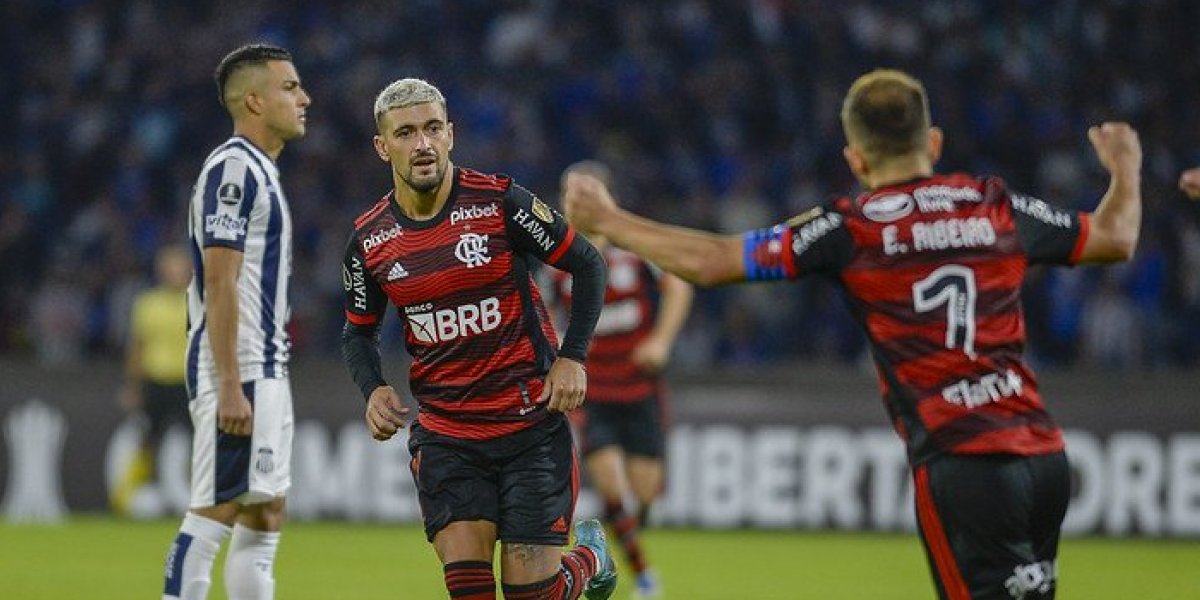 Flamengo joga mal, mas arranca empate com o Talleres na Libertadores