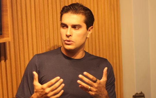 Aleluia critica falta de posição de ACM Neto e afirma: "É um anti-líder"