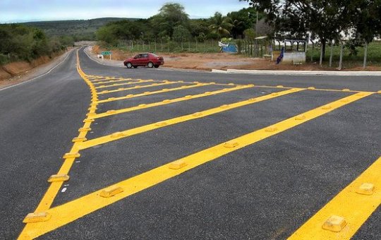 Governo da Bahia vai recuperar mais 665 quilômetros de rodovias em todo o estado