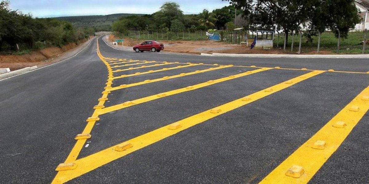 Governo da Bahia vai recuperar mais 665 quilômetros de rodovias em todo o estado