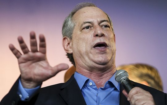 Em entrevista, Ciro Gomes xinga dono do Coco Bambu