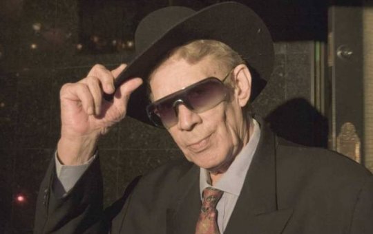 Restos mortais de Waldick Soriano são recebidos em Caetité