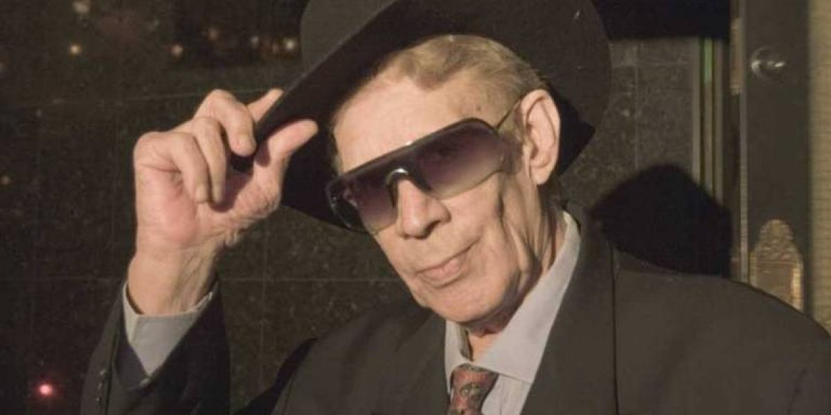 Restos mortais de Waldick Soriano são recebidos em Caetité