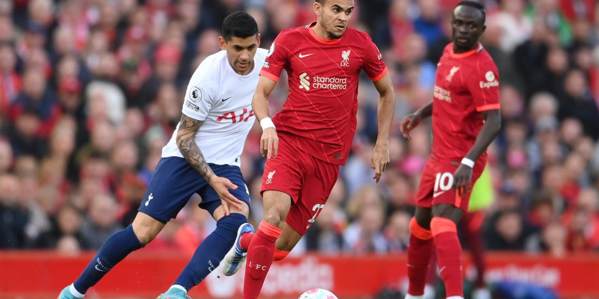 Liverpool empata com Tottenham assume a liderança, mas pode ser ultrapassado