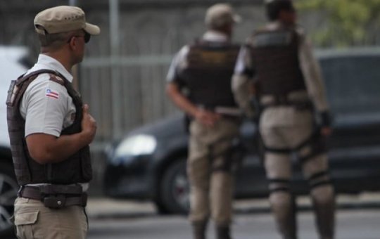 Homem executado a tiros no bairro de Itinga, em Lauro de Freitas