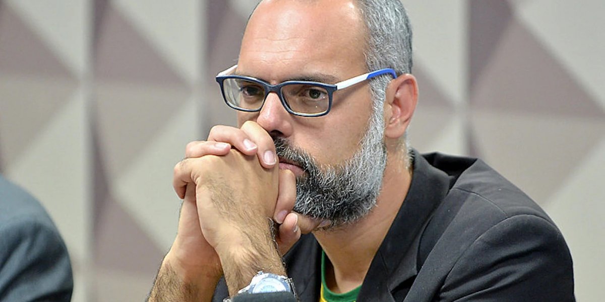 Foragido, Allan dos Santos cria novo canal no YouTube