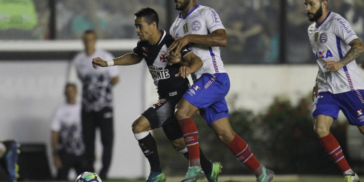 Vasco se diz surpreso com mudança no dia do confronto com o Bahia