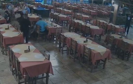 Homens armados espancam mulher durante assalto em Lauro de Freitas, na RMS