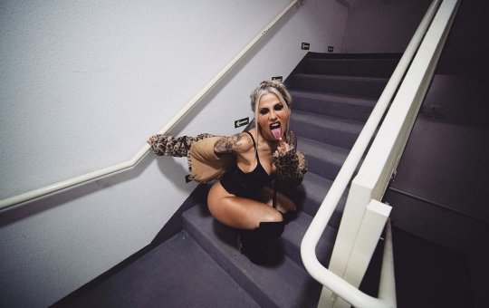 Ex-BBB revela detalhes sobre cirurgia em parte íntima: 'Pepeca novinha'