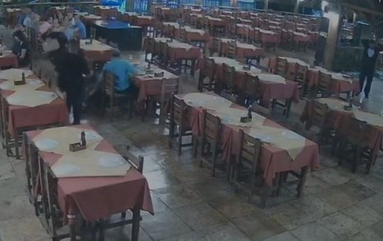 Polícia prende dois suspeitos de espancar mulher em assalto em Lauro de Freitas