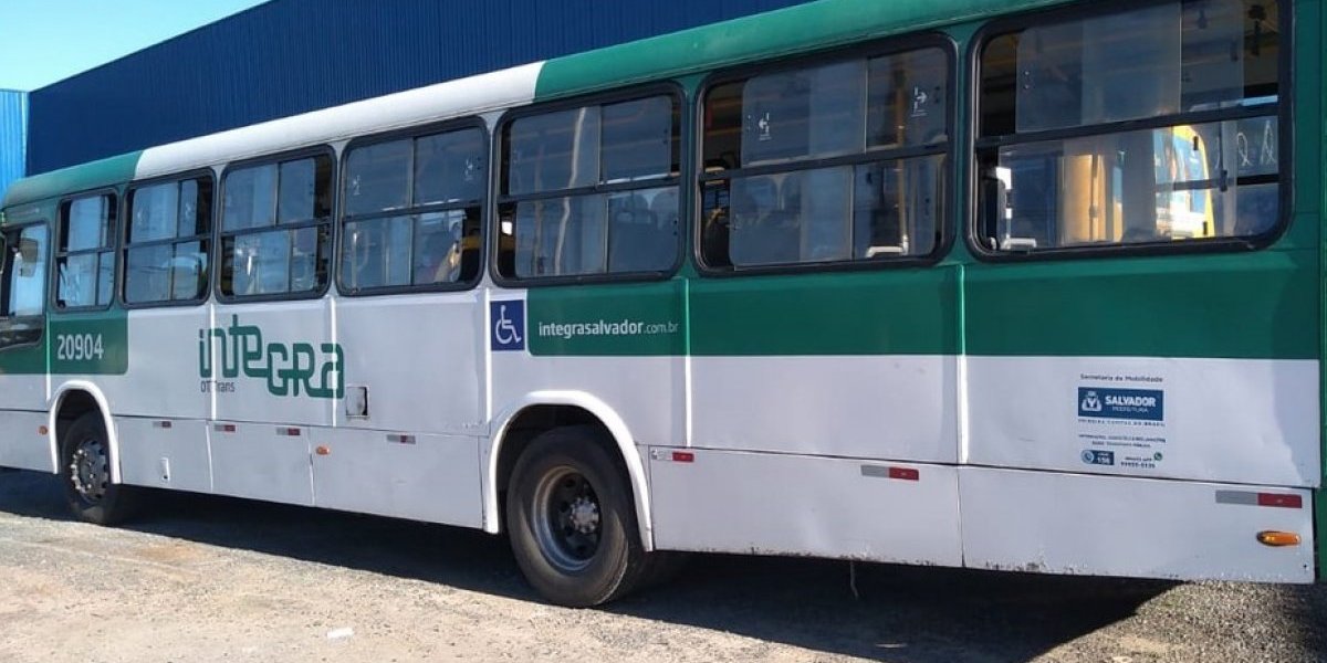 Ônibus são assaltados na Av. Vasco da Gama e na Estrada do Derba, em Salvador