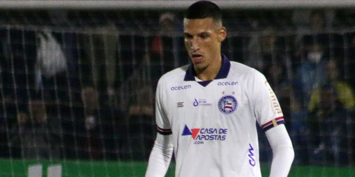 Gabriel Xavier comemora estreia como profissional pelo Bahia