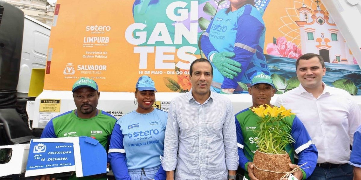 Prefeitura de Salvador celebra Dia do Gari com exposição e homenagens