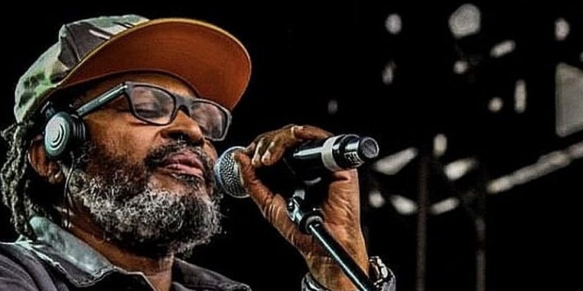 Edson Gomes celebrará 50 anos de carreira com mega evento em Salvador