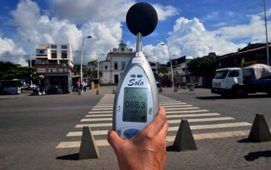  Fiscalização recebe quase 1,5 mil denúncias de poluição sonora  
