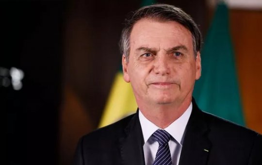 Jair Bolsonaro entra com ação na PGR contra ministro Alexandre de Moraes