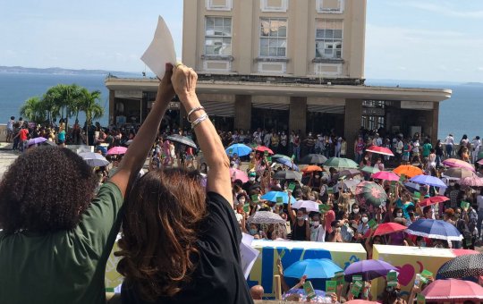 Greve: Professores reivindicam reajuste salarial e melhor infraestrutura