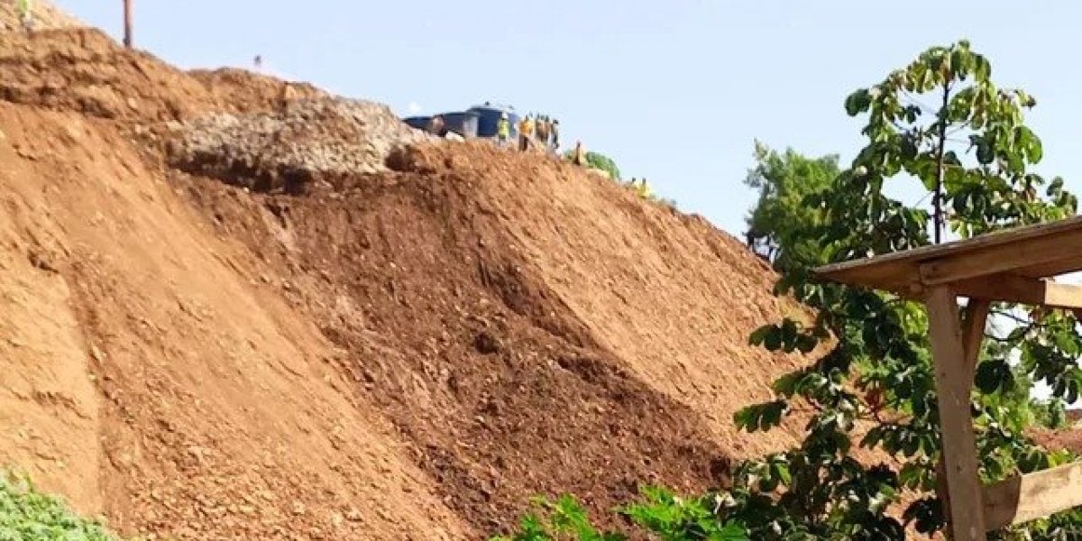 Catador de materiais recicláveis é soterrado em obra do metrô de Salvador