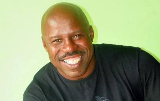 Ex-pugilista baiano Reginaldo 'Holyfield' recebe alta após dez dias internado