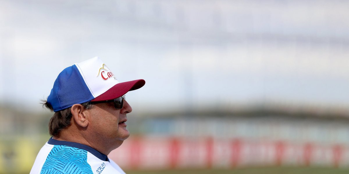 Após vitória contra a Ponte Preta, Guto admite erros em substituições do Bahia