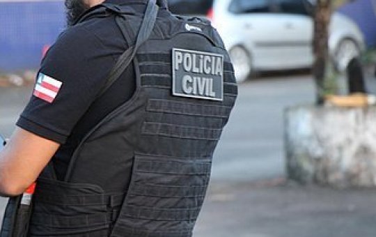 Após ser acusada de roubo, mulher negra passa mal em shopping de Salvador